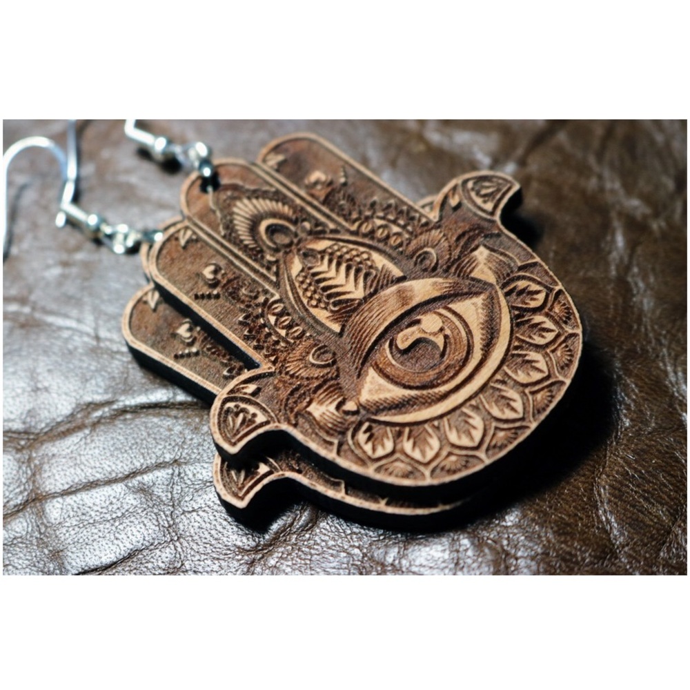 Beautiful Hard Wood Engraved Hamsa Earrings - Picture 3 of 4